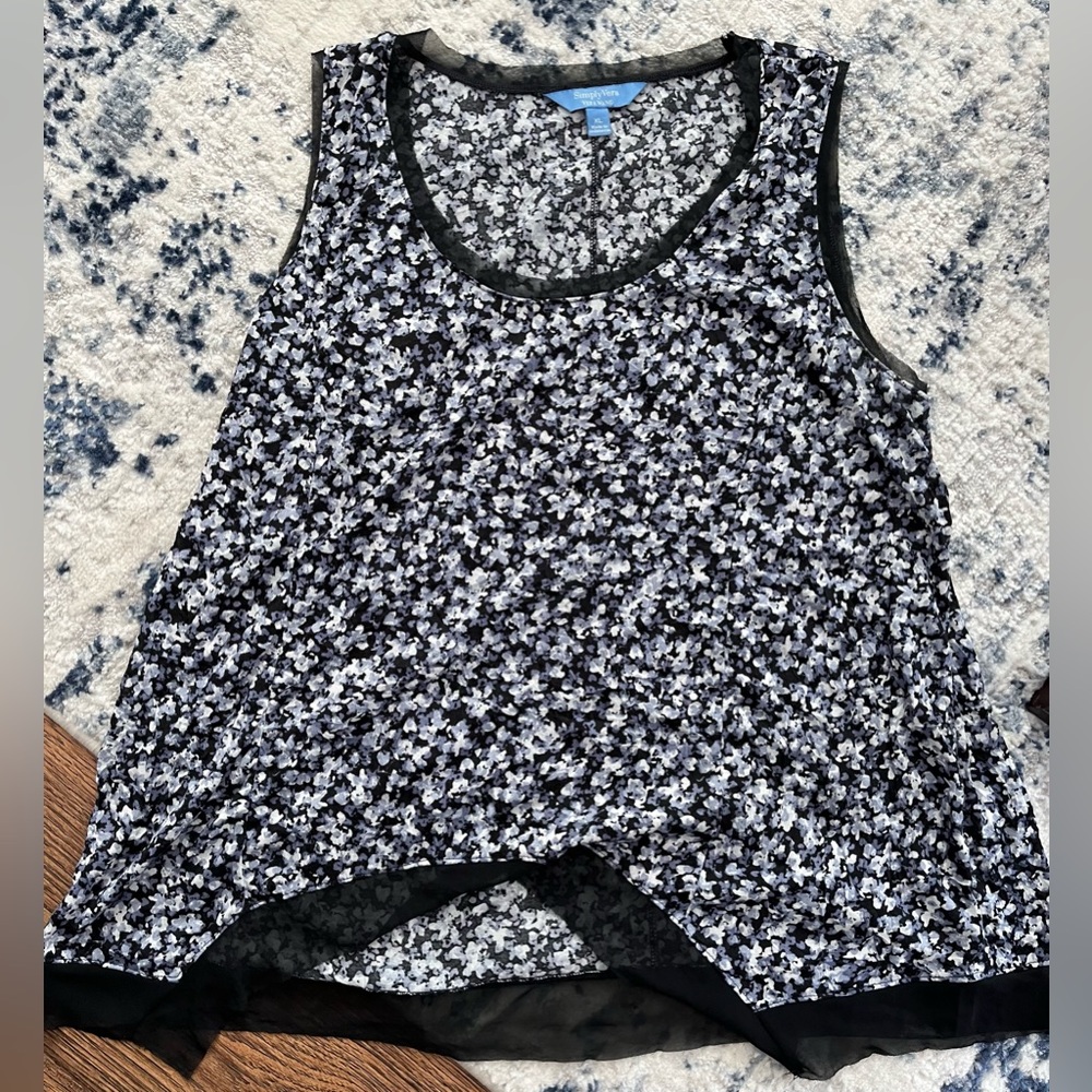 Simply Vera Black and Blue Tank Top with Lace Detail XL Barely Worn